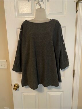 Rio & Rian Dark Gray Eyelet Sleeve Swing Top